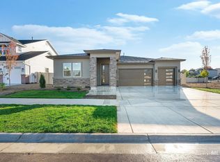 689 N Hiltonhead Way, Eagle, ID 83616