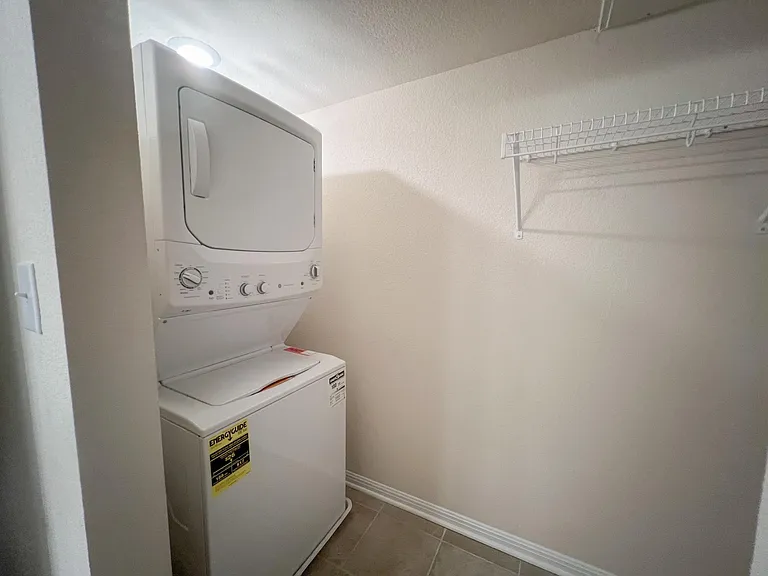 575 Ferrule Dr #B — Photo 4