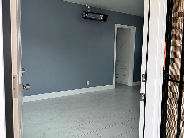 4219 1/4 Menlo Ave #4219.25 — Photo 17