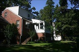 2nd image of 25 Highwood Rd