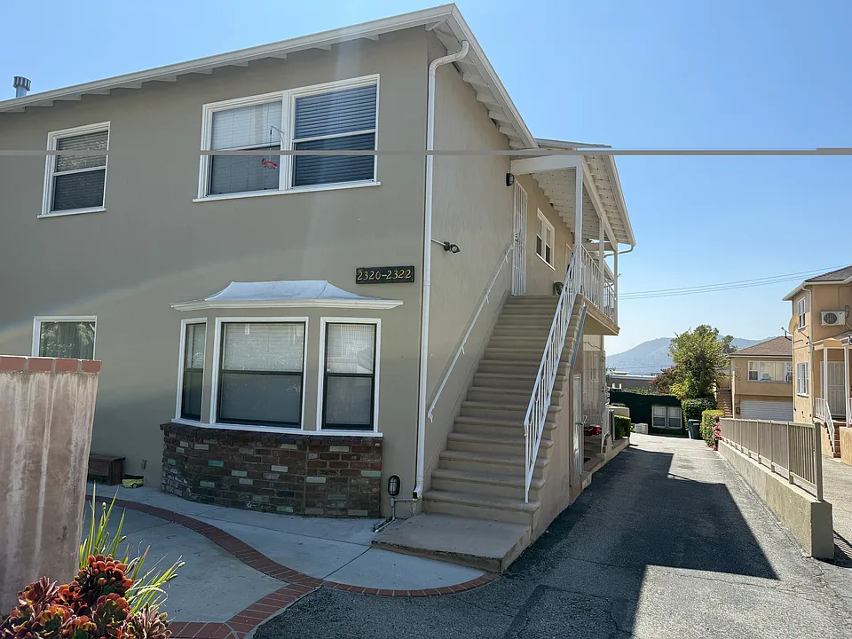 2320 Mira Vista Ave #2320