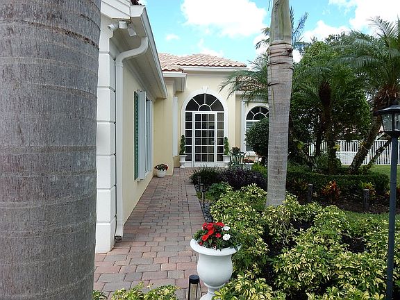 4th image of 8259 Nevis Pl
