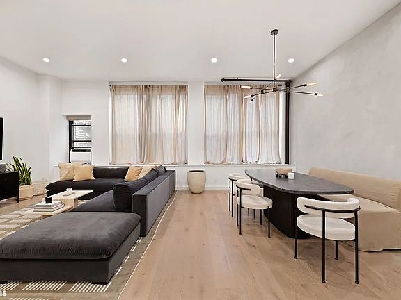 2nd image of 21 E 22nd St APT 3A