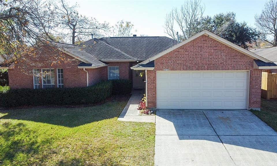 1st image of 2310 Sherwood Hollow Ln