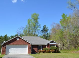 45 Greystone Ln, Cartersville, GA 30121