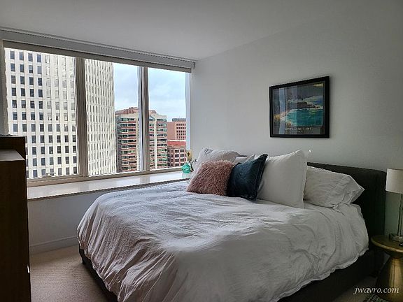 5th image of 301 Mission St APT 22D