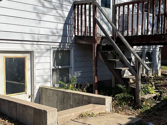 3rd image of 1509 Broadway