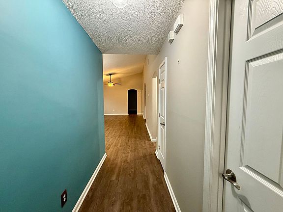 3rd image of 1535 Irishwood Ct