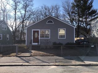 41 Dome St, Providence, RI 02908