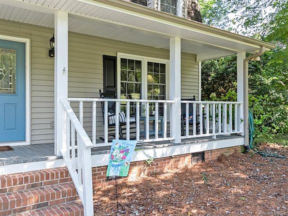 5th image of 5824 Clubhouse Ct