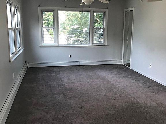 2nd image of 420 Broughton Ave #2