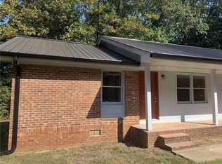 61A Gravitt Dr, Dawsonville, GA 30534