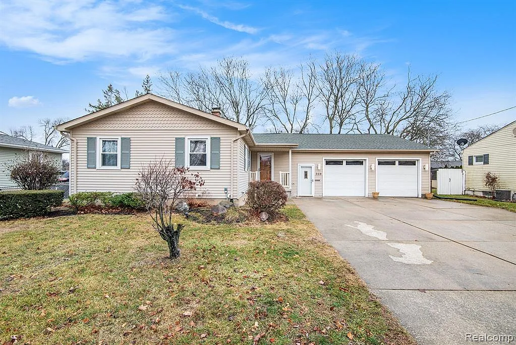 306 Labian Dr photo 1