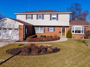 146 W Imperial Ct, Palatine, IL 60067