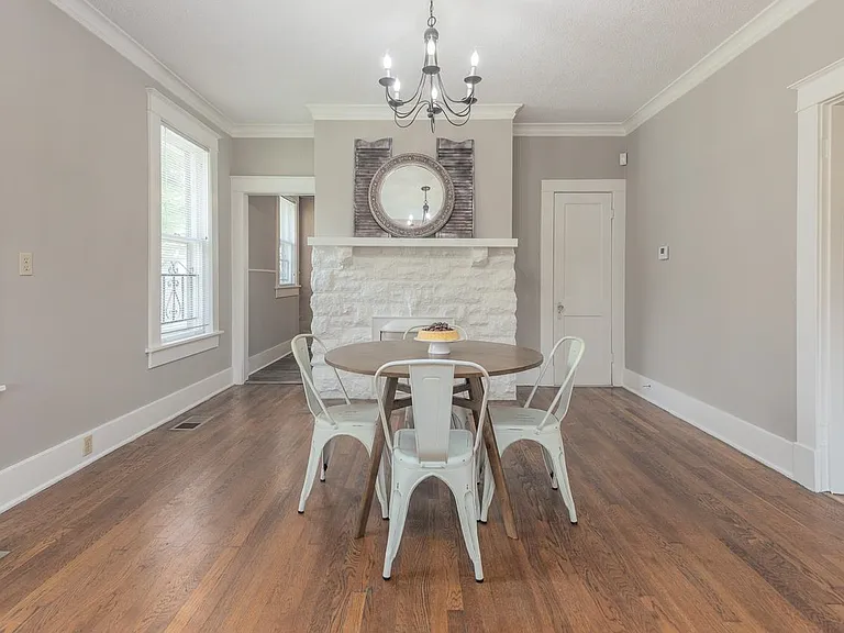 1888 Manila Ave — Photo 10