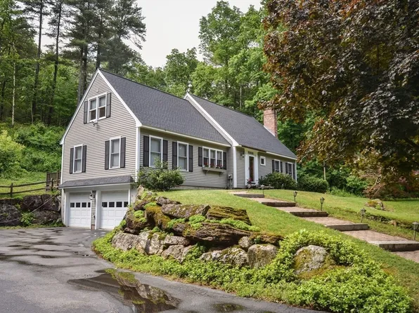 72 Highland St, Berlin, MA 01503