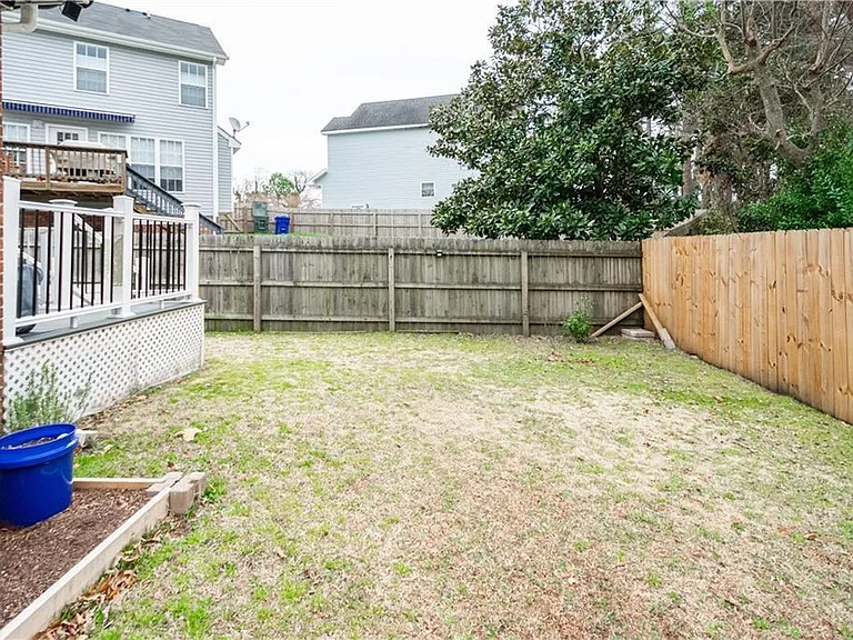 1823 Parkview Ave #B — Photo 16
