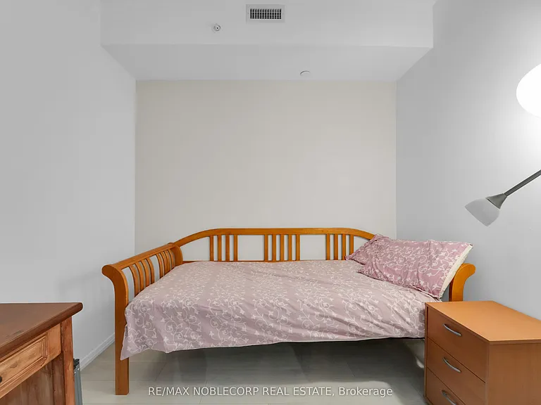 125 Peter St #2111 — Photo 7