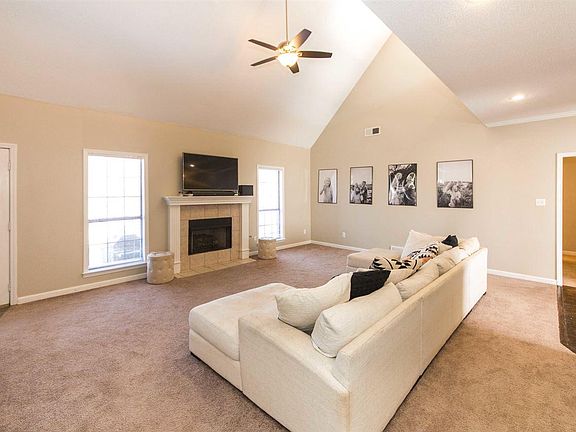 4th image of 7204 Shady Oaks Dr