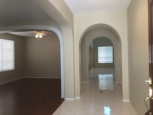 Building Photo - 33723 Spring Brook Cir
