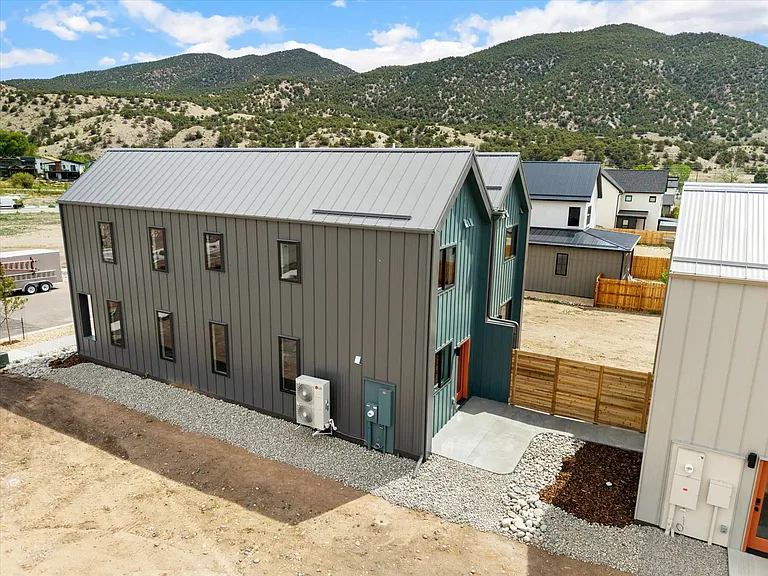 107 Confluence Rd #1 — Photo 29