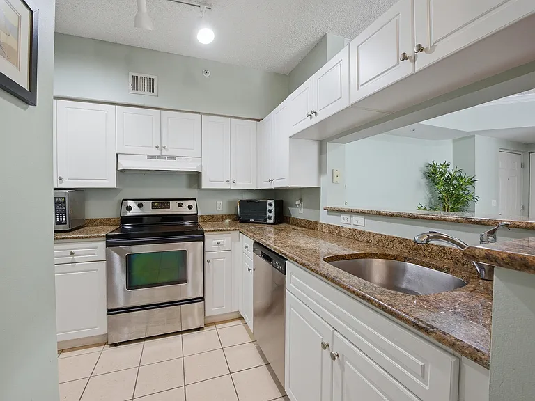 3221 Tuscany Way #3221 — Photo 20