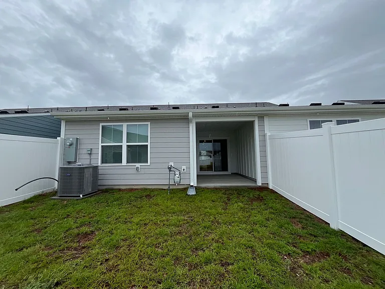 4184 Farmfield Dr — Photo 30