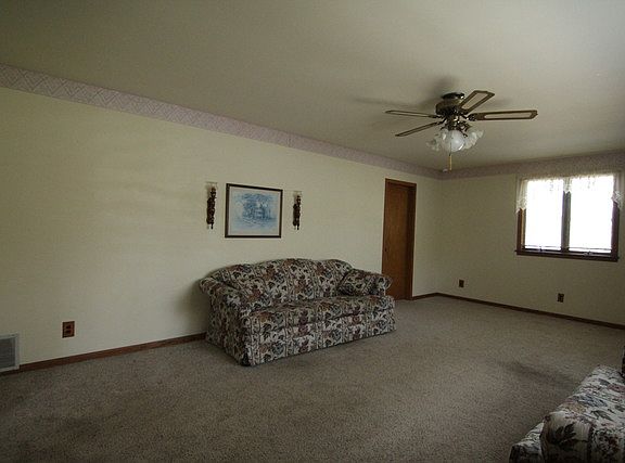 4th image of 706 S Vermillion St