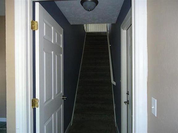 5th image of 221 Lovett St