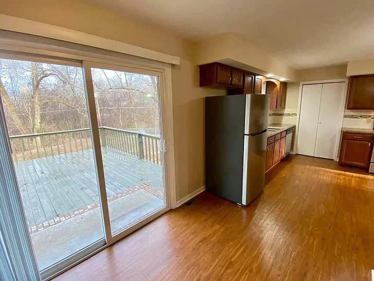 3925 Halehaven Dr — Photo 13