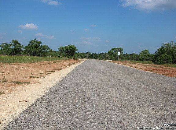 4th image of 2616 County Road 357