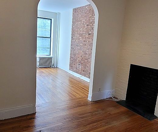 3rd image of 196 W 10th St #2D