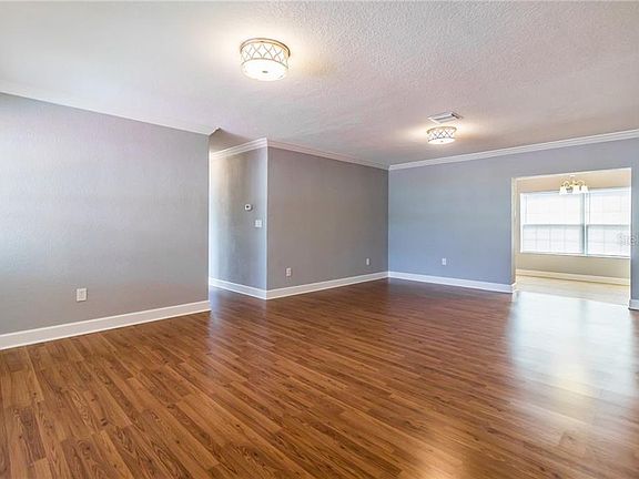 3rd image of 1640 26th Ave S