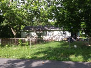 1725 Cantrell Dr, Rocky Face, GA 30740