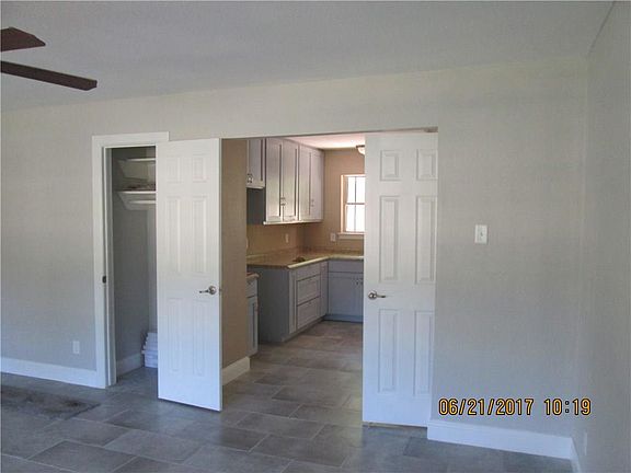 3rd image of 776 Ivywood Dr