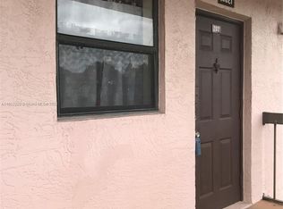 10521 NW 10th St #202, Hollywood, FL 33026
