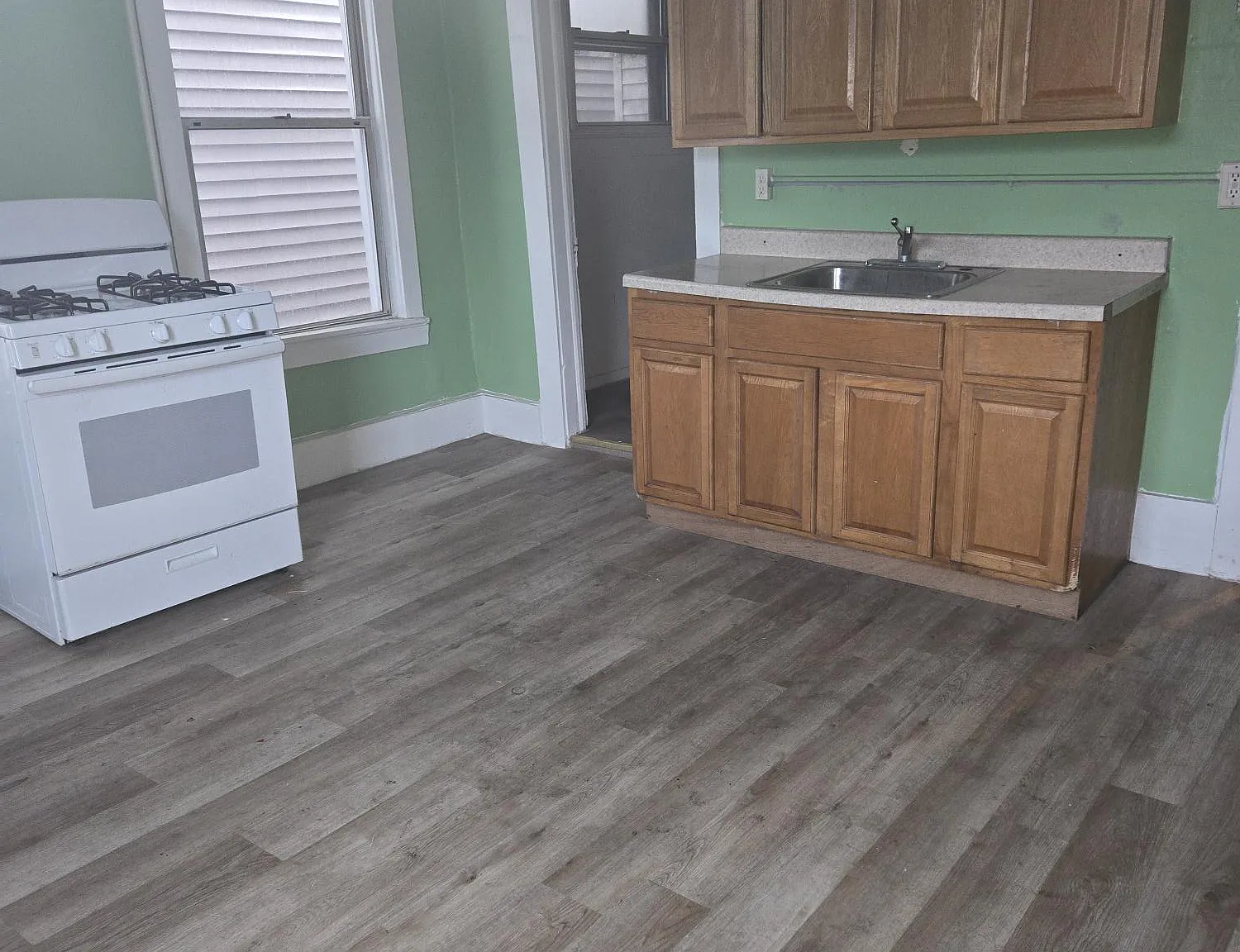 1316 Bergenline Ave — Photo 2