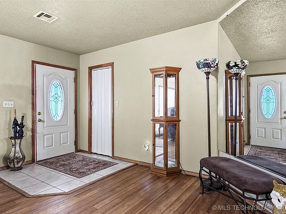 5th image of 16007 N 137th East Ave