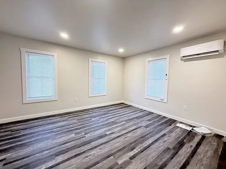 629 Main St #1 — Photo 10