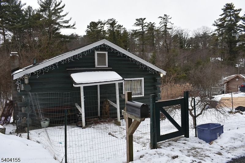 2nd image of 71 Dockerty Hollow Rd