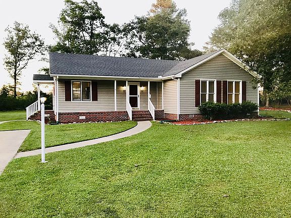5th image of 1394 Huckleberry Ln