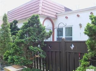 395 Birchwood Rd, Medford, NY 11763