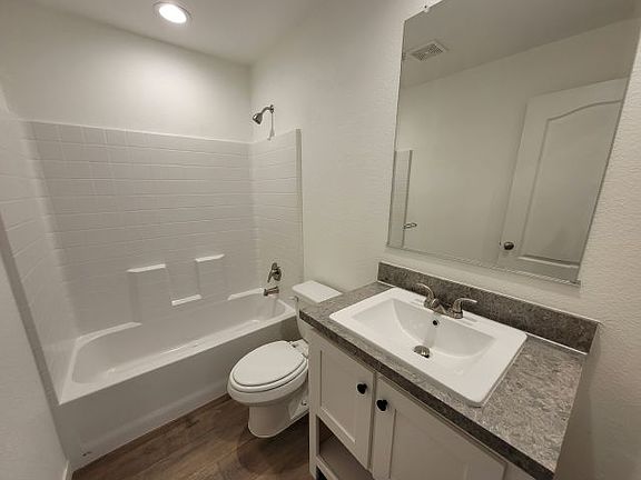 5th image of 4650 E Carey Ave Trailer 30