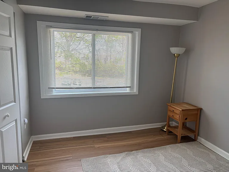 9276 Adelphi Rd #201 — Photo 4