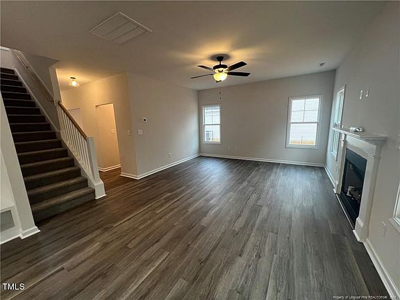 4th image of 203 Williford Dr