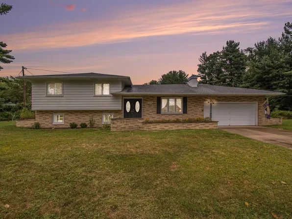 53140 Seminole Ln, South Bend, IN 46637
