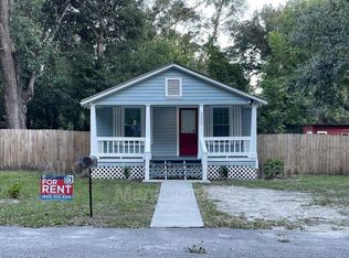 223 S Lucas St, Walterboro, SC 29488