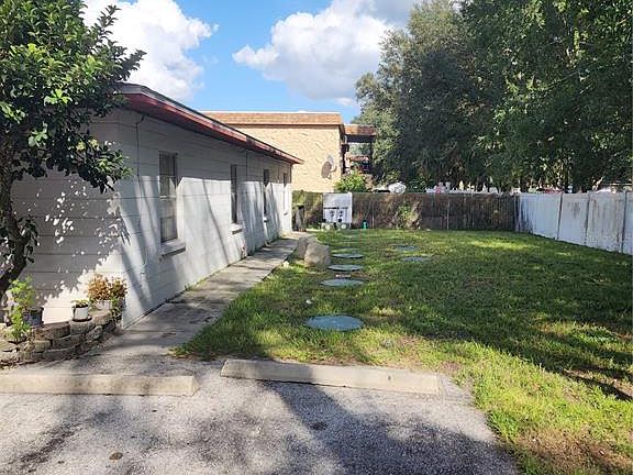 4th image of 2501 IRENE STREET