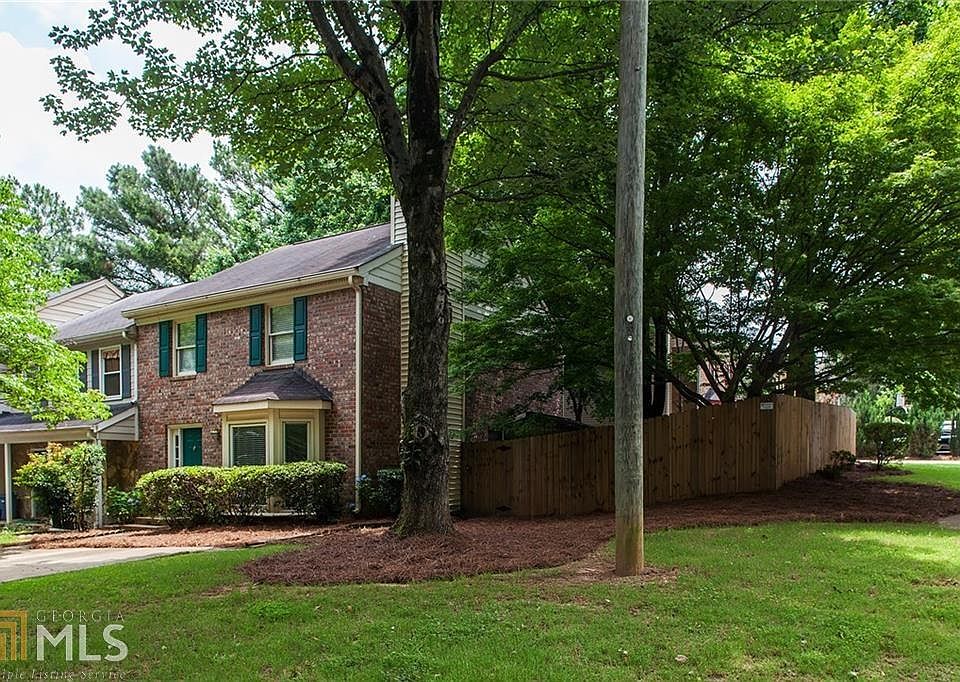 1st image of 700 Twin Brooks Ct
