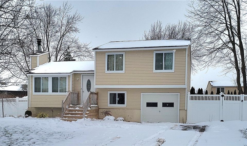 1st image of 8102 McCamidge Dr